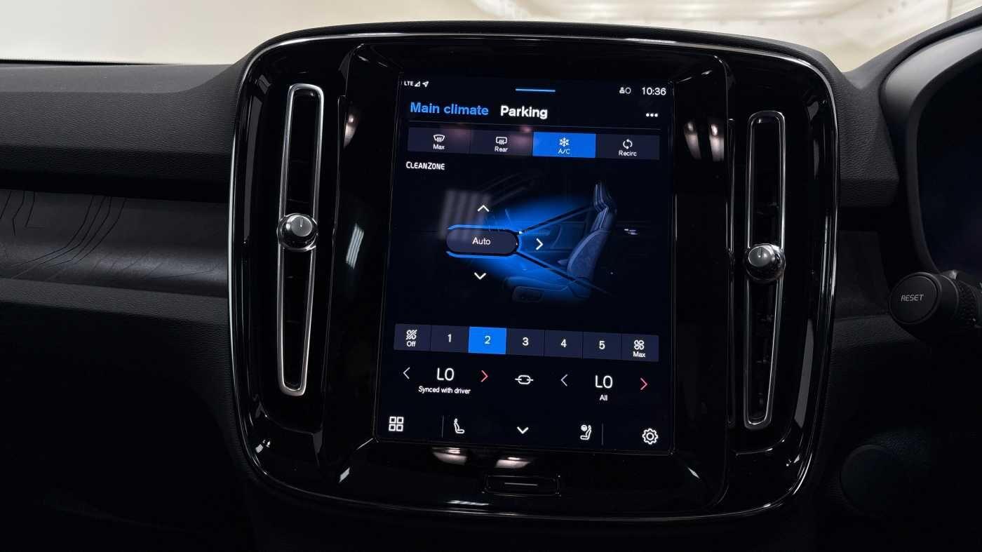 Used Volvo XC40 2022 for sale - 76689907: Photo 31