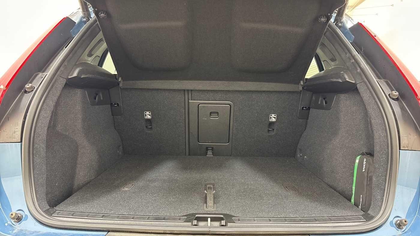 Used Volvo XC40 2022 for sale - 76689907: Photo 36