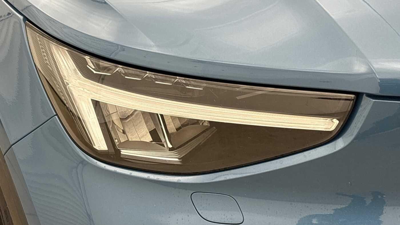 Used Volvo XC40 2022 for sale - 76689907: Photo 41