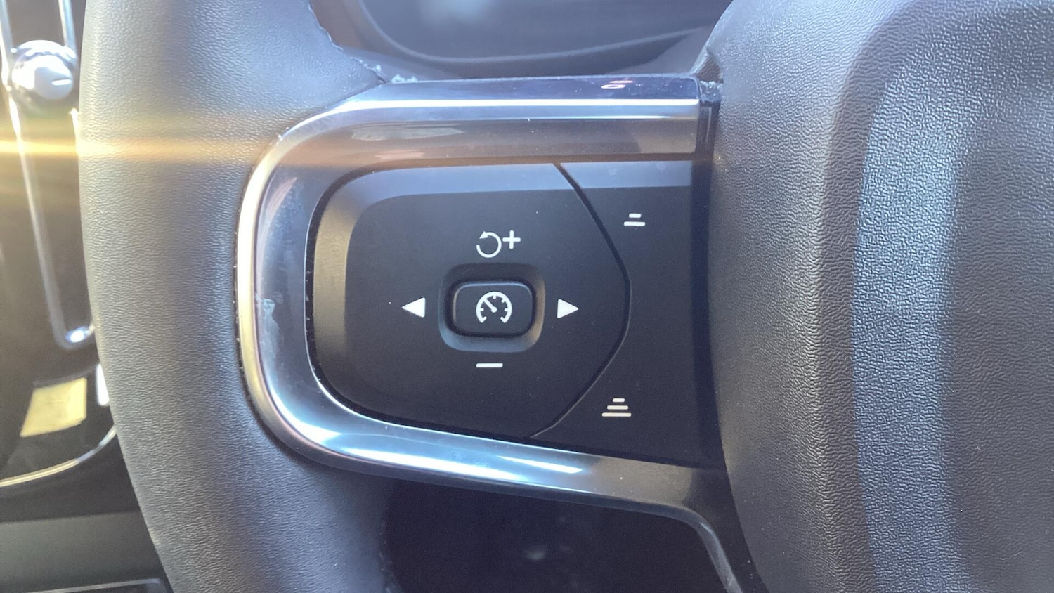 Used Volvo C40 2022 for sale - 77229629: Photo 20