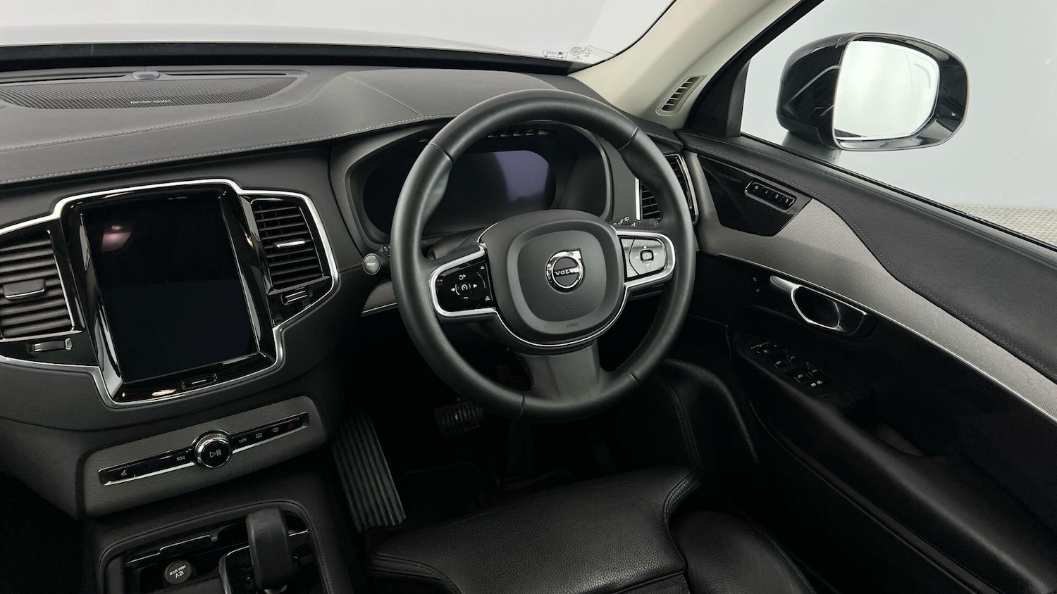 Used Volvo XC90 2022 for sale - 76850468: Photo 8