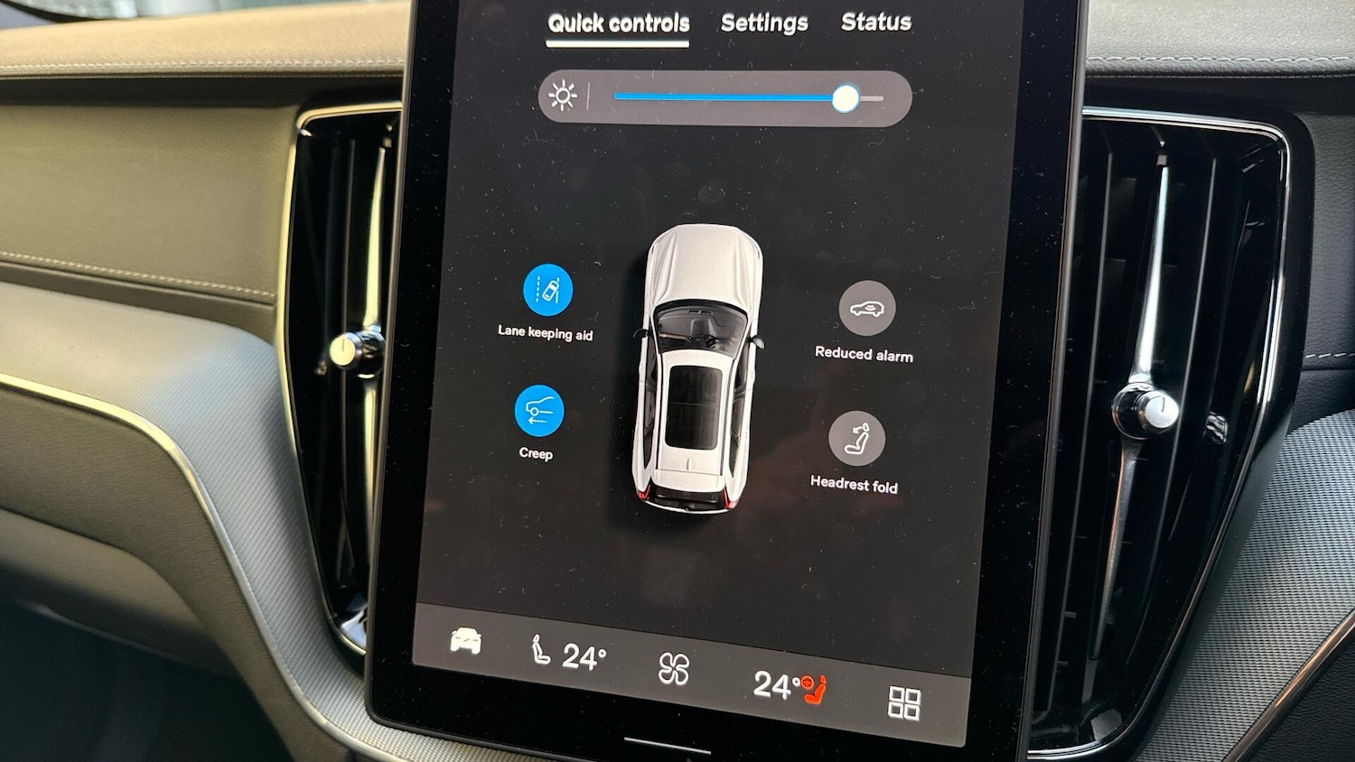 Used Volvo XC60 2025 for sale - 77144639: Photo 28