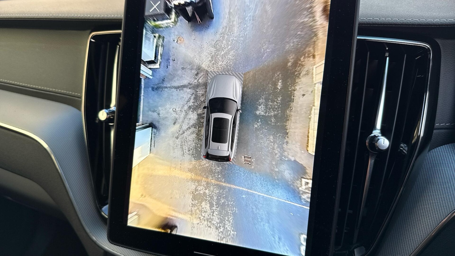 Used Volvo XC60 2025 for sale - 77144639: Photo 33