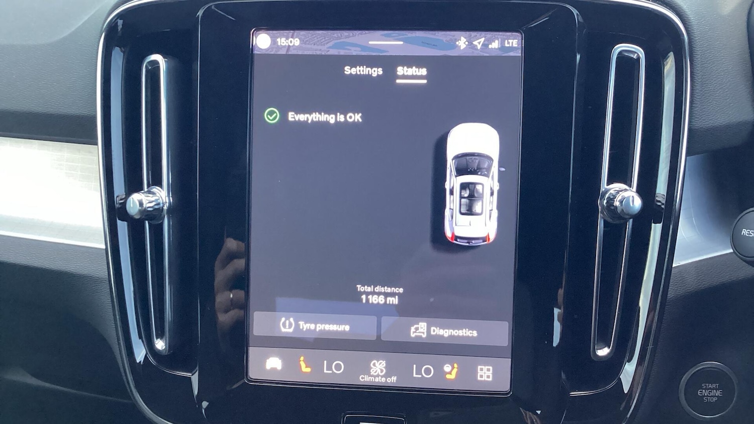 Used Volvo XC40 for sale - 77191064: Photo 29