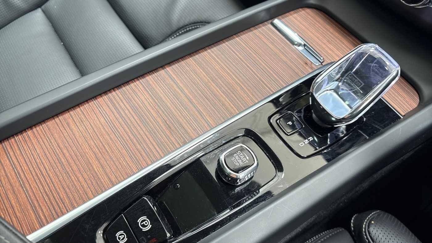 Used Volvo XC60 2025 for sale - 76714455: Photo 11