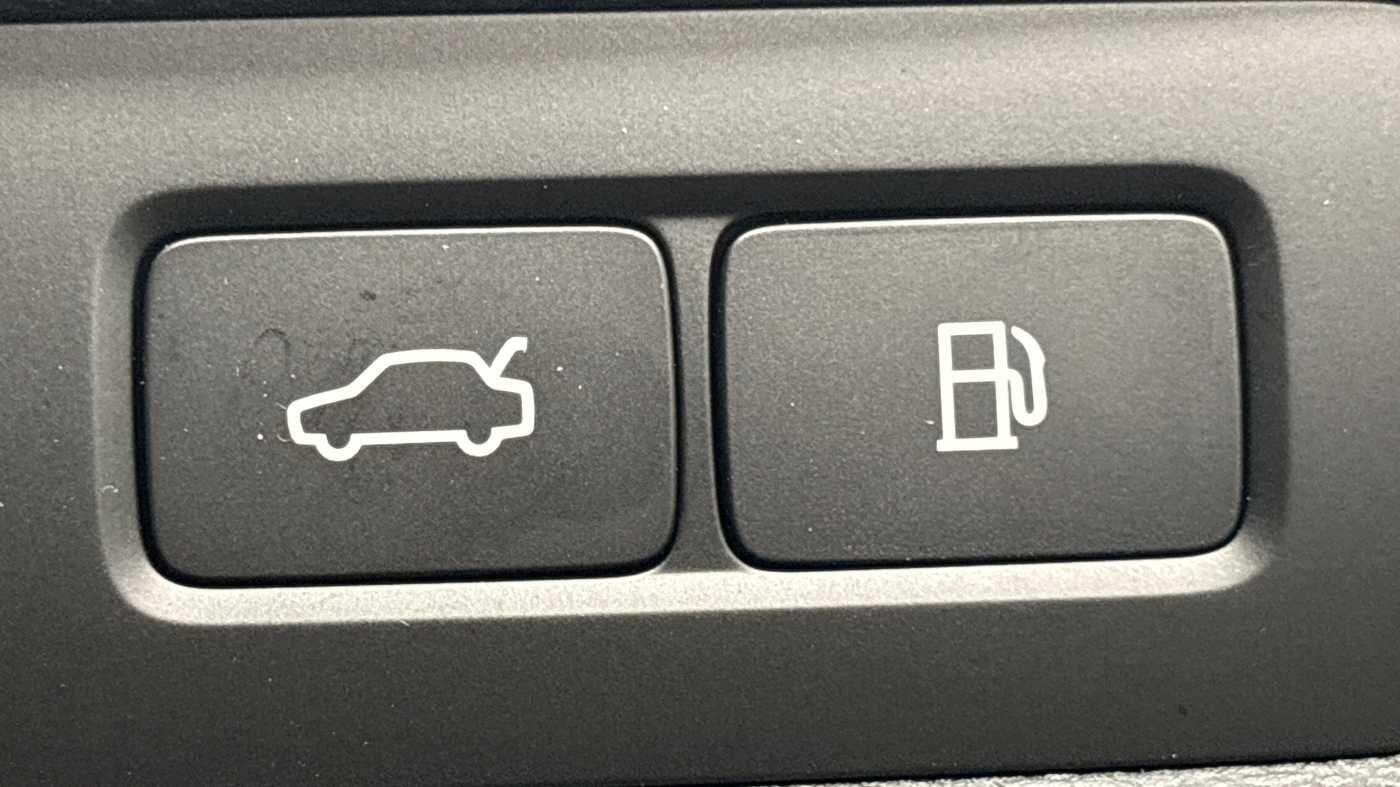 Used Volvo XC60 2025 for sale - 76714455: Photo 20