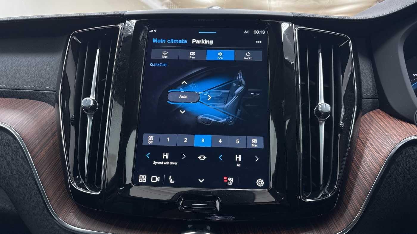 Used Volvo XC60 2025 for sale - 76714455: Photo 32