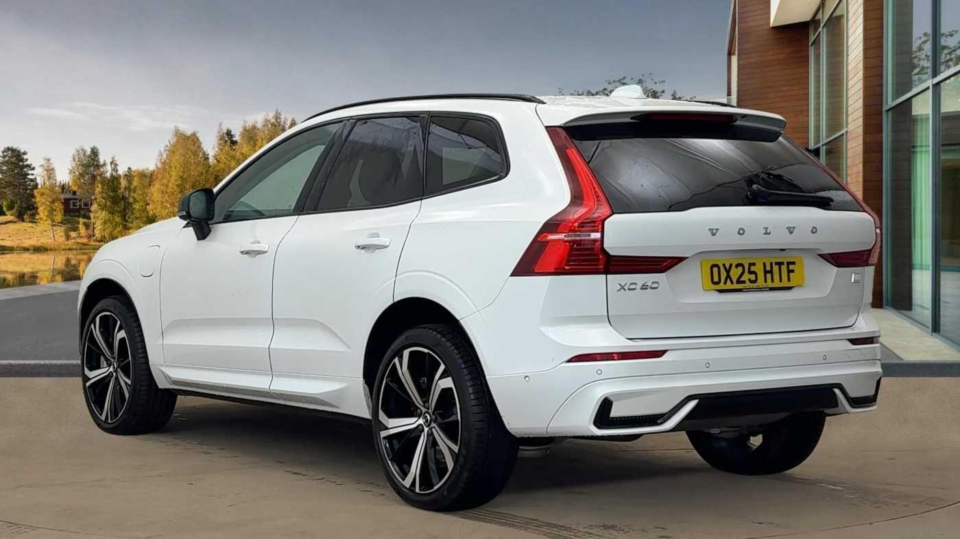 Used Volvo XC60 2025 for sale - 76714455: Photo 4