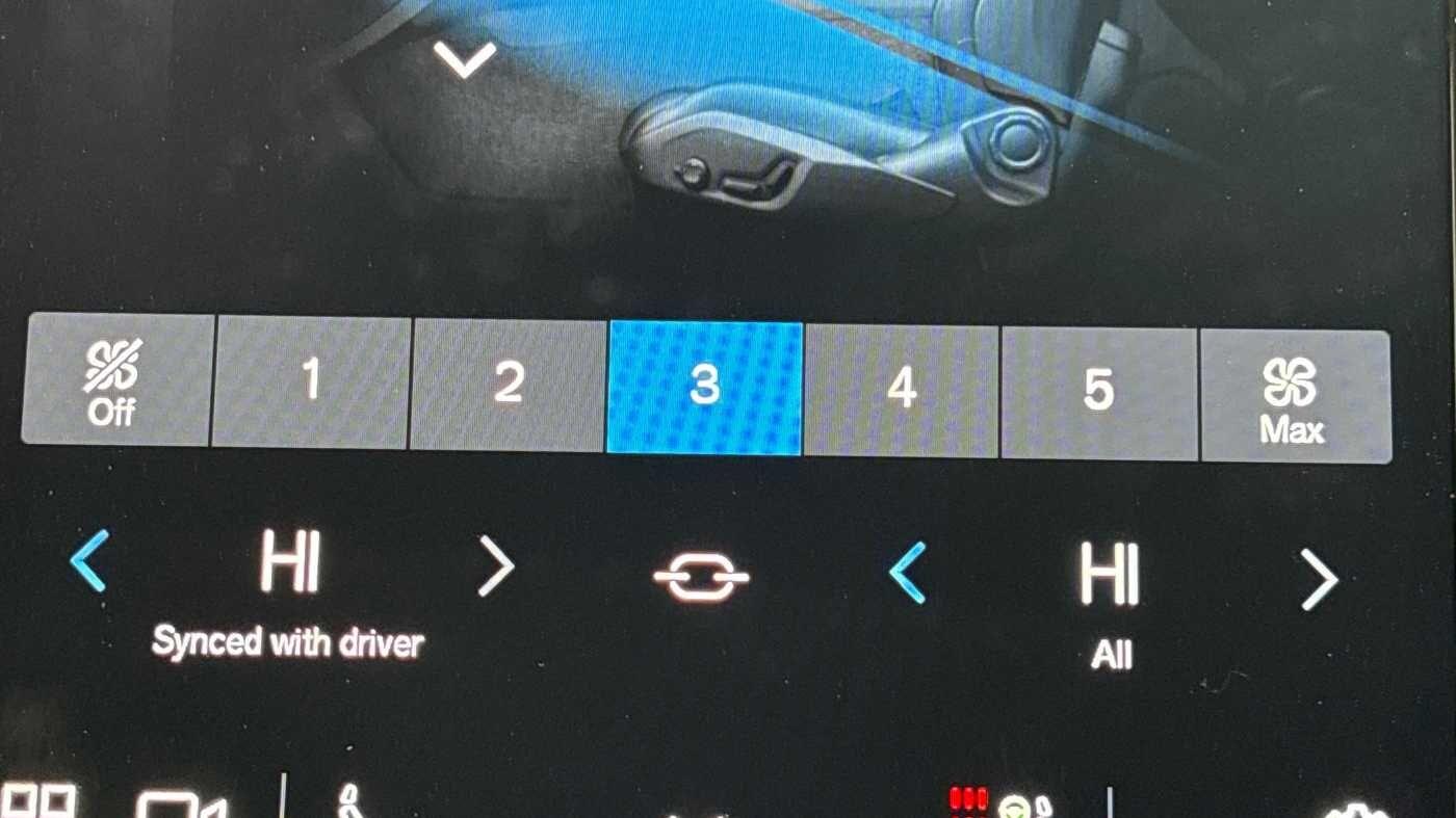 Used Volvo XC60 2025 for sale - 76714455: Photo 43