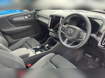 Used Volvo EX40 2025 for sale - 79602117: Photo