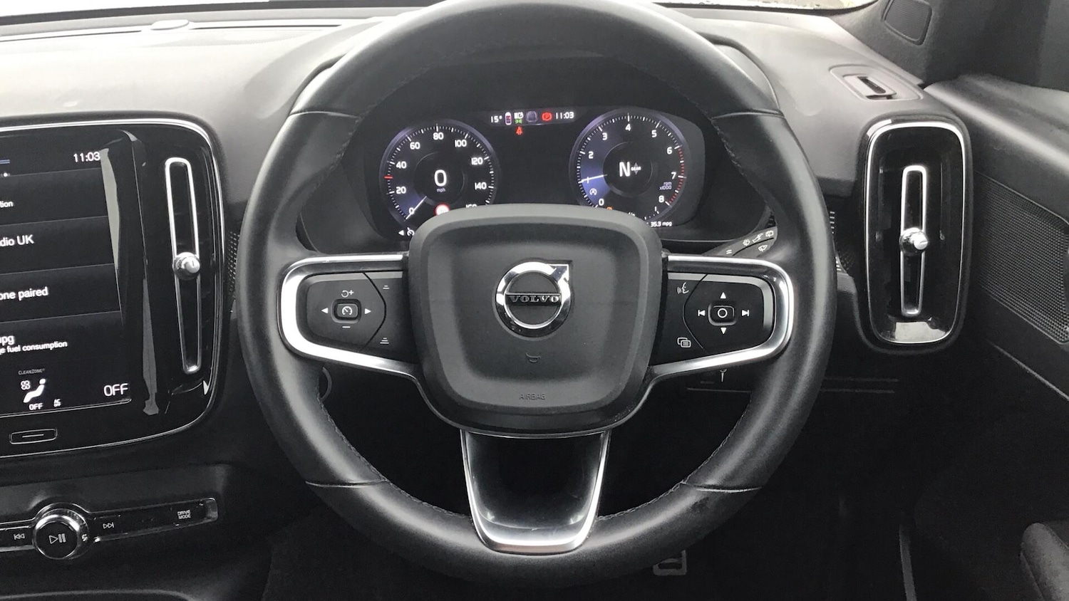 Used Volvo XC40 2021 for sale - 76336518: Photo 10