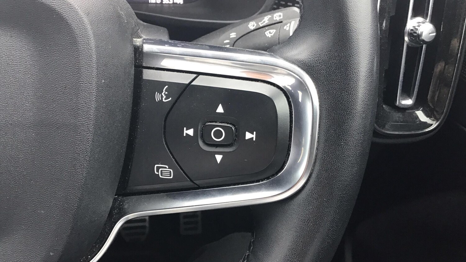 Used Volvo XC40 2021 for sale - 76336518: Photo 20