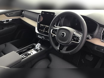 Used Volvo XC90 2025 for sale - 77040542: Photo