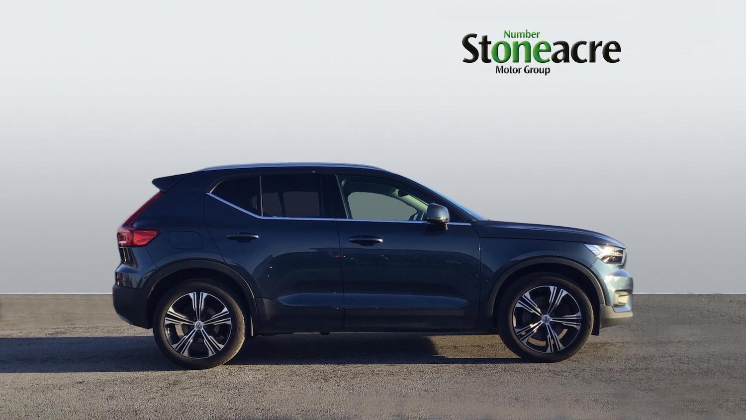 Used Volvo XC40 for sale - 77344666: Photo 3
