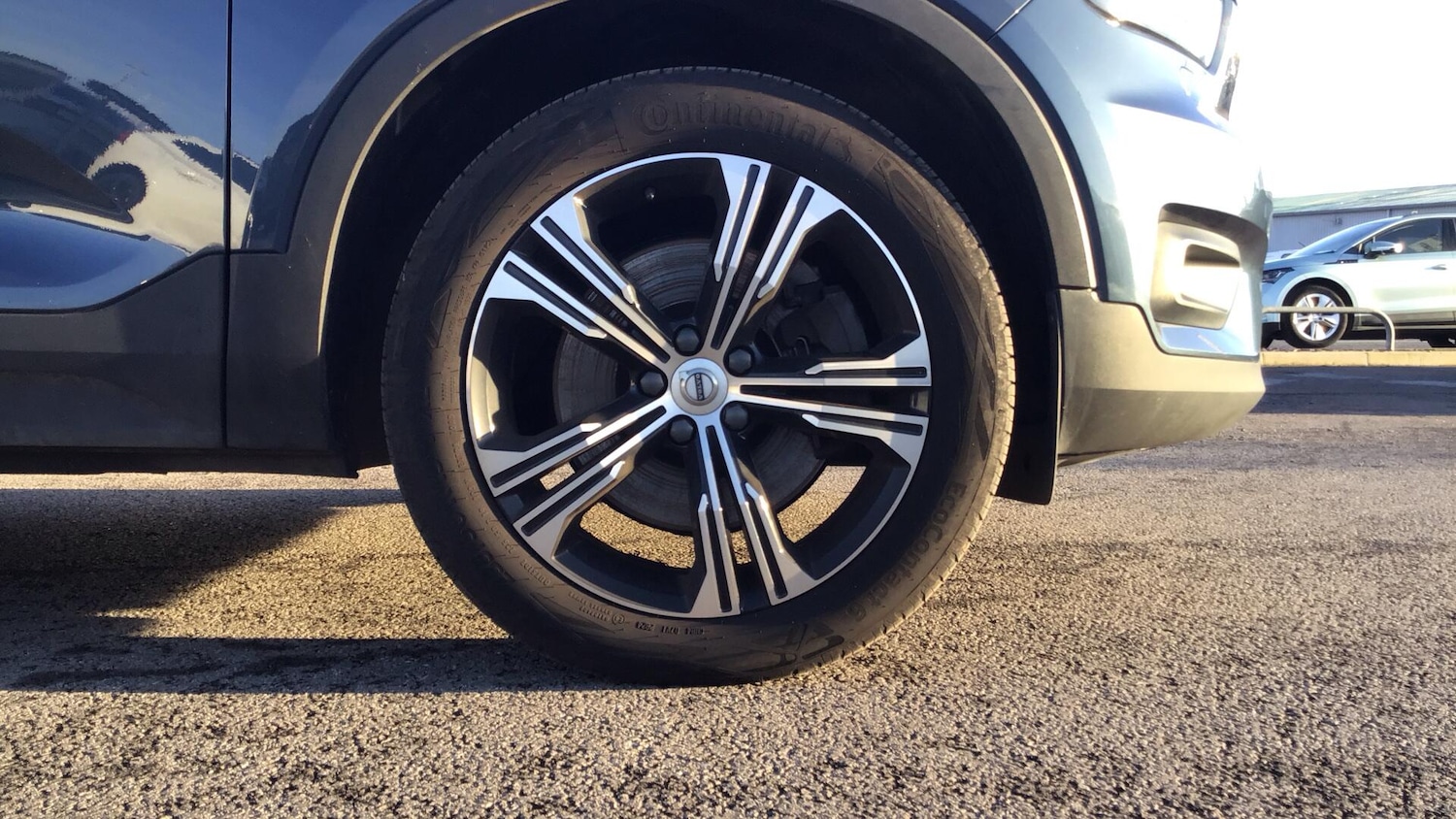 Used Volvo XC40 for sale - 77344666: Photo 9