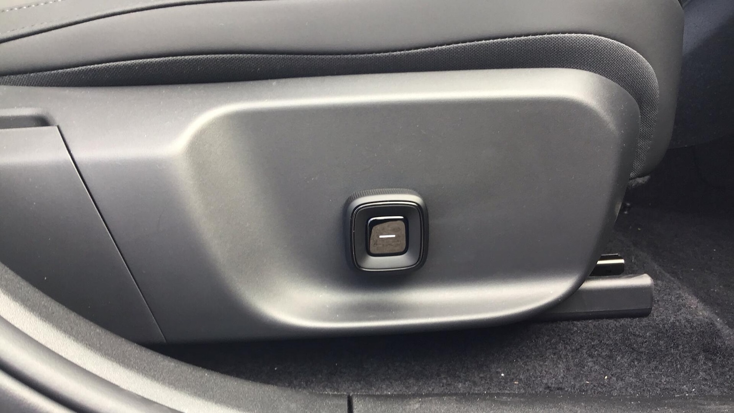 Used Volvo EX30 2025 for sale - 76072306: Photo 25