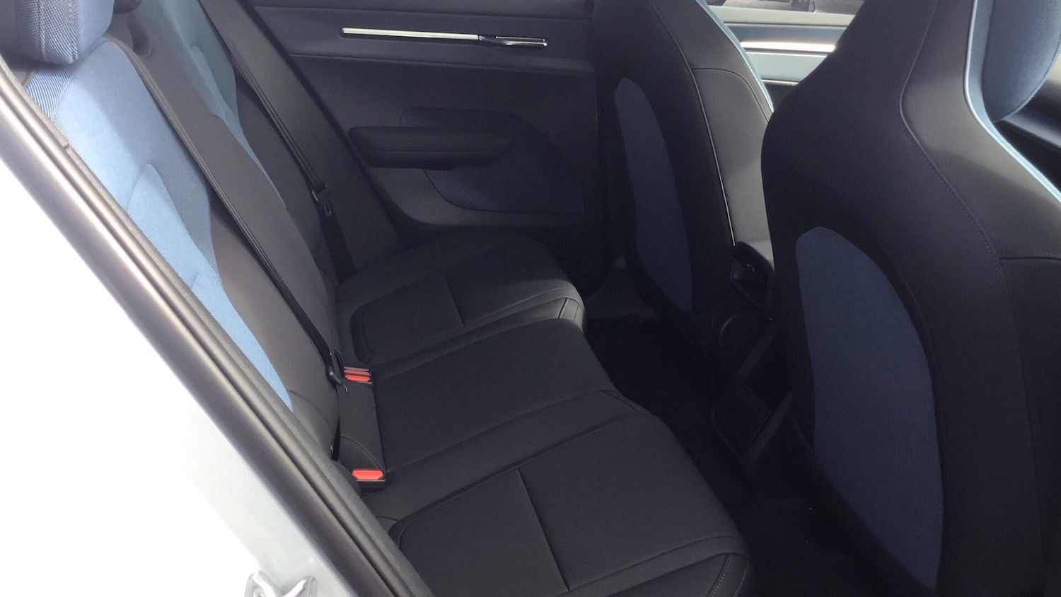 Used Volvo EX30 2025 for sale - 76072306: Photo 6