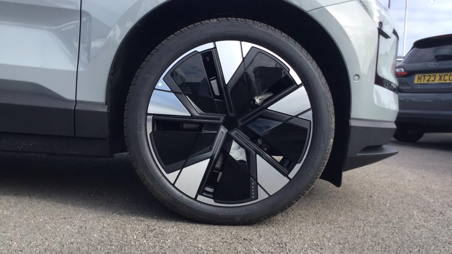 Used Volvo EX30 2025 for sale - 76072306: Photo 9