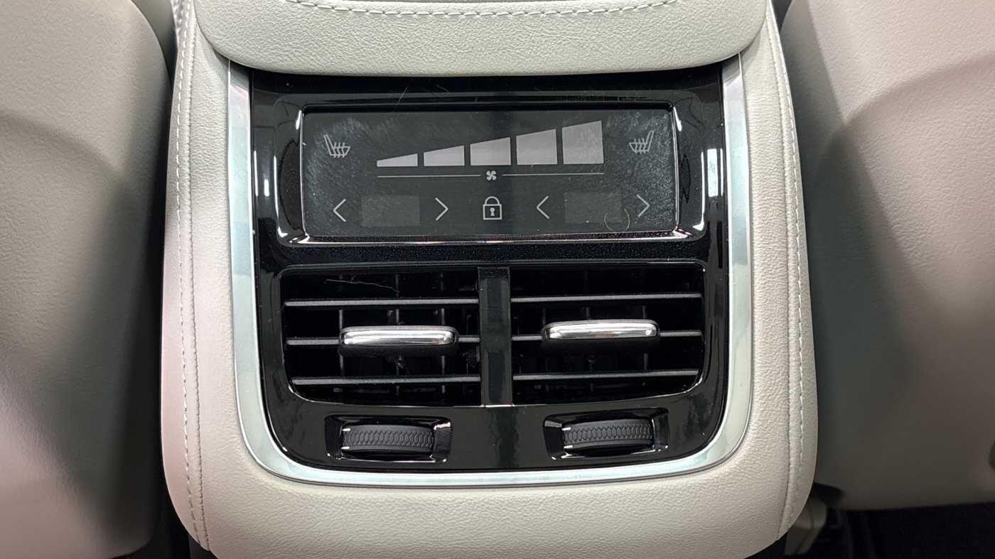 Used Volvo XC90 2025 for sale - 76786529: Photo 37