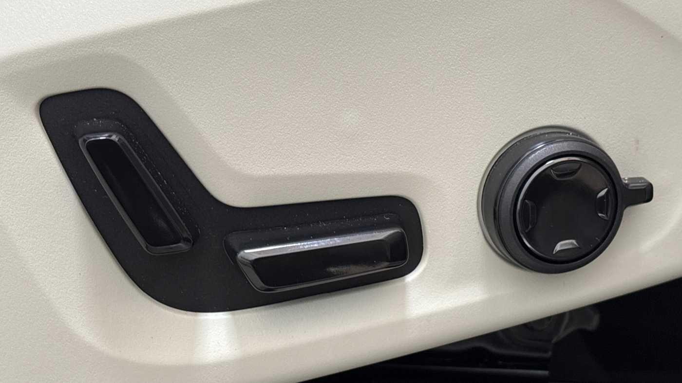 Used Volvo XC90 2025 for sale - 76786529: Photo 39