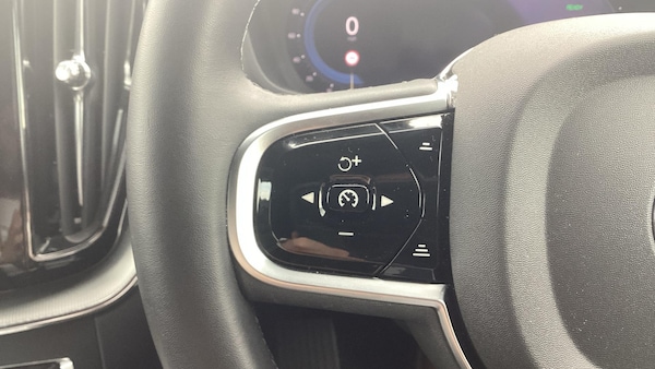Used Volvo XC60 2024 for sale - 75564228: Photo 19