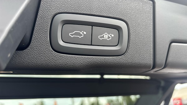 Used Volvo XC60 2025 for sale - 76337292: Photo 35
