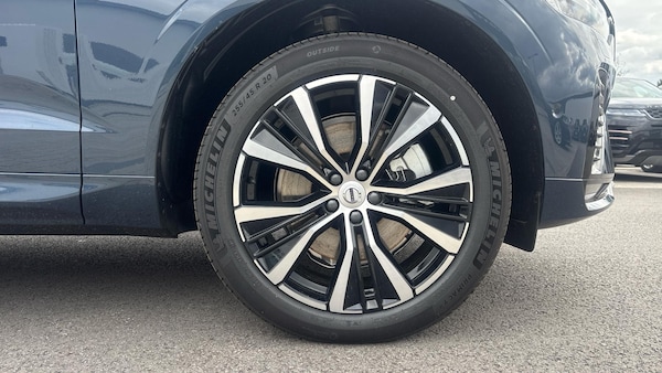 Used Volvo XC60 2025 for sale - 76337292: Photo 9
