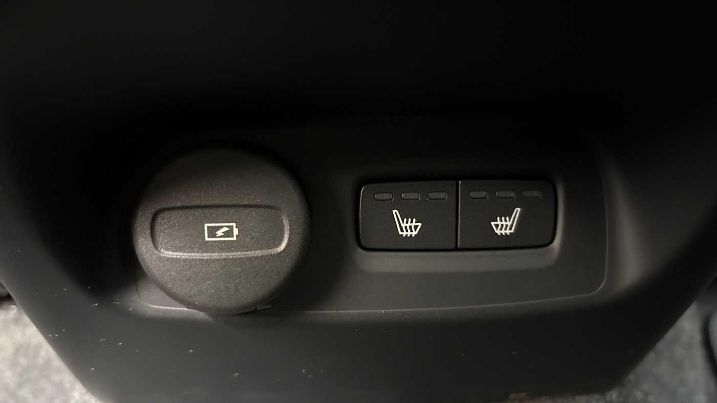 Used Volvo XC40 2024 for sale - 76753196: Photo 15