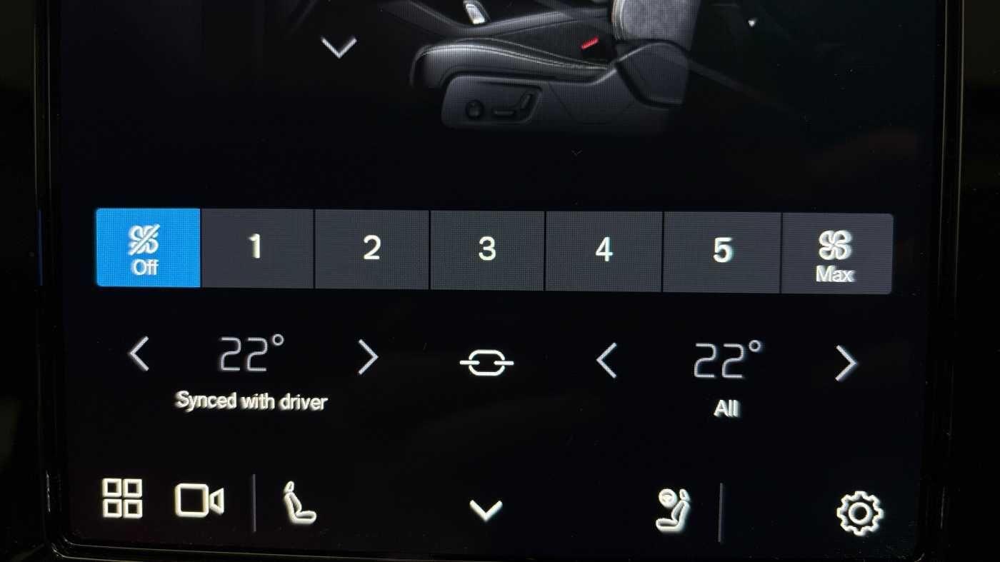 Used Volvo XC40 2024 for sale - 76753196: Photo 24