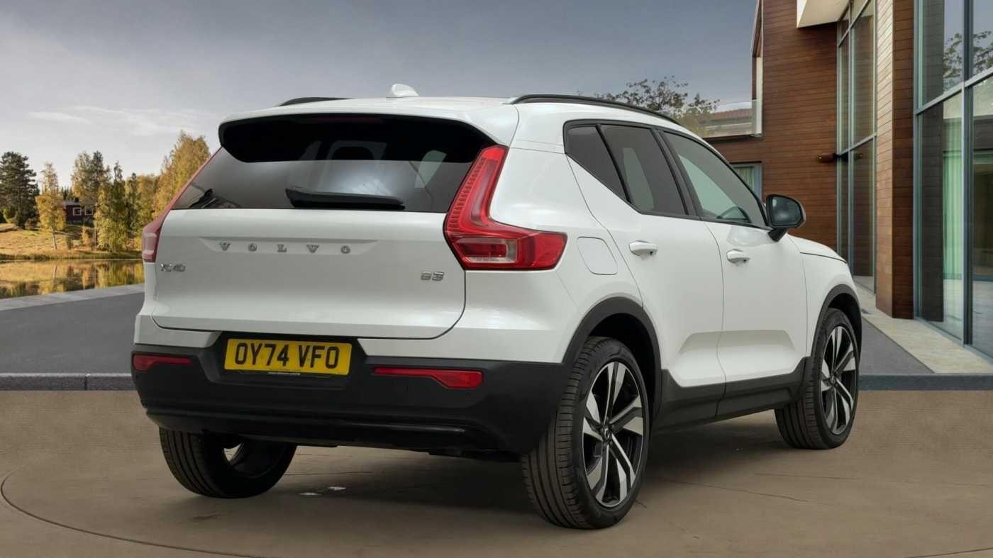 Used Volvo XC40 2024 for sale - 76753196: Photo 9