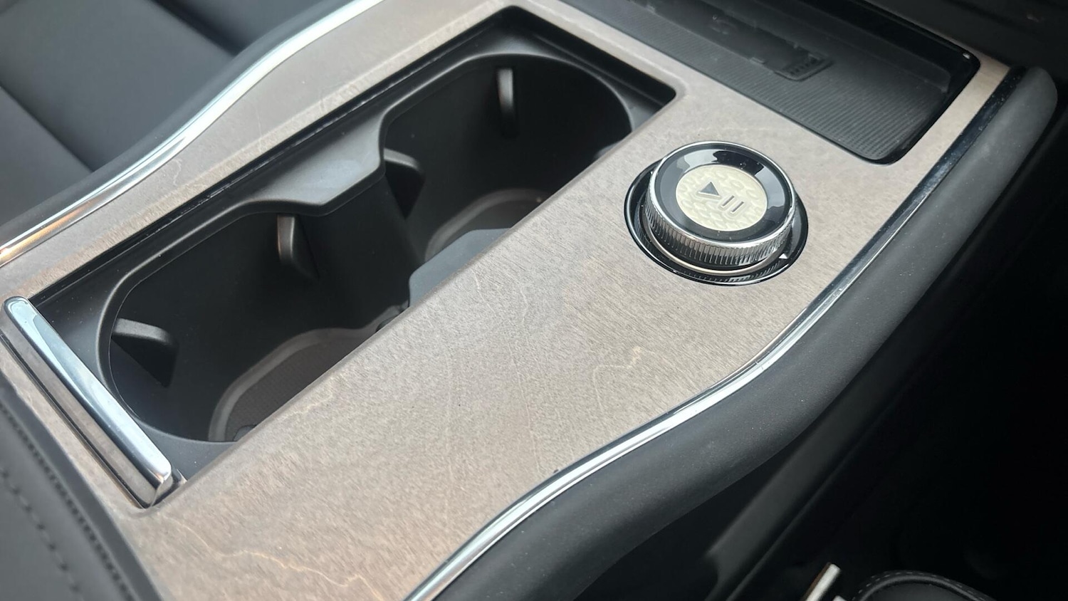 Used Volvo EX90 2025 for sale - 77040431: Photo 24