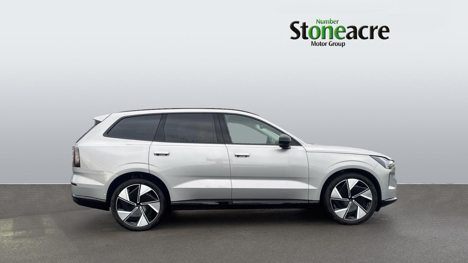 Used Volvo EX90 2025 for sale - 77040431: Photo 3