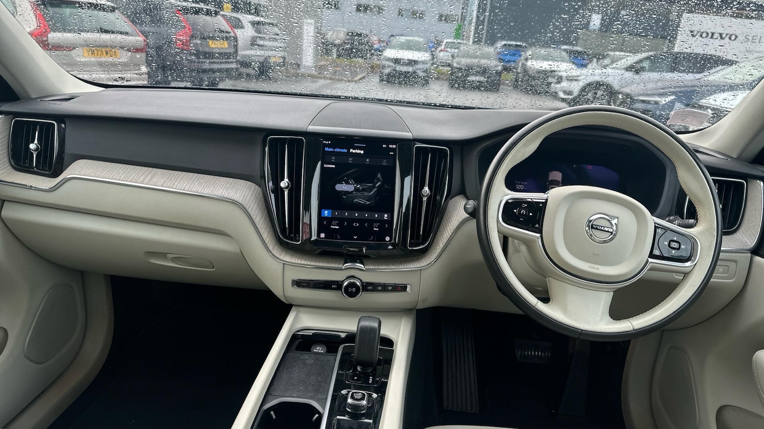 Used Volvo XC60 2022 for sale - 77229827: Photo 10