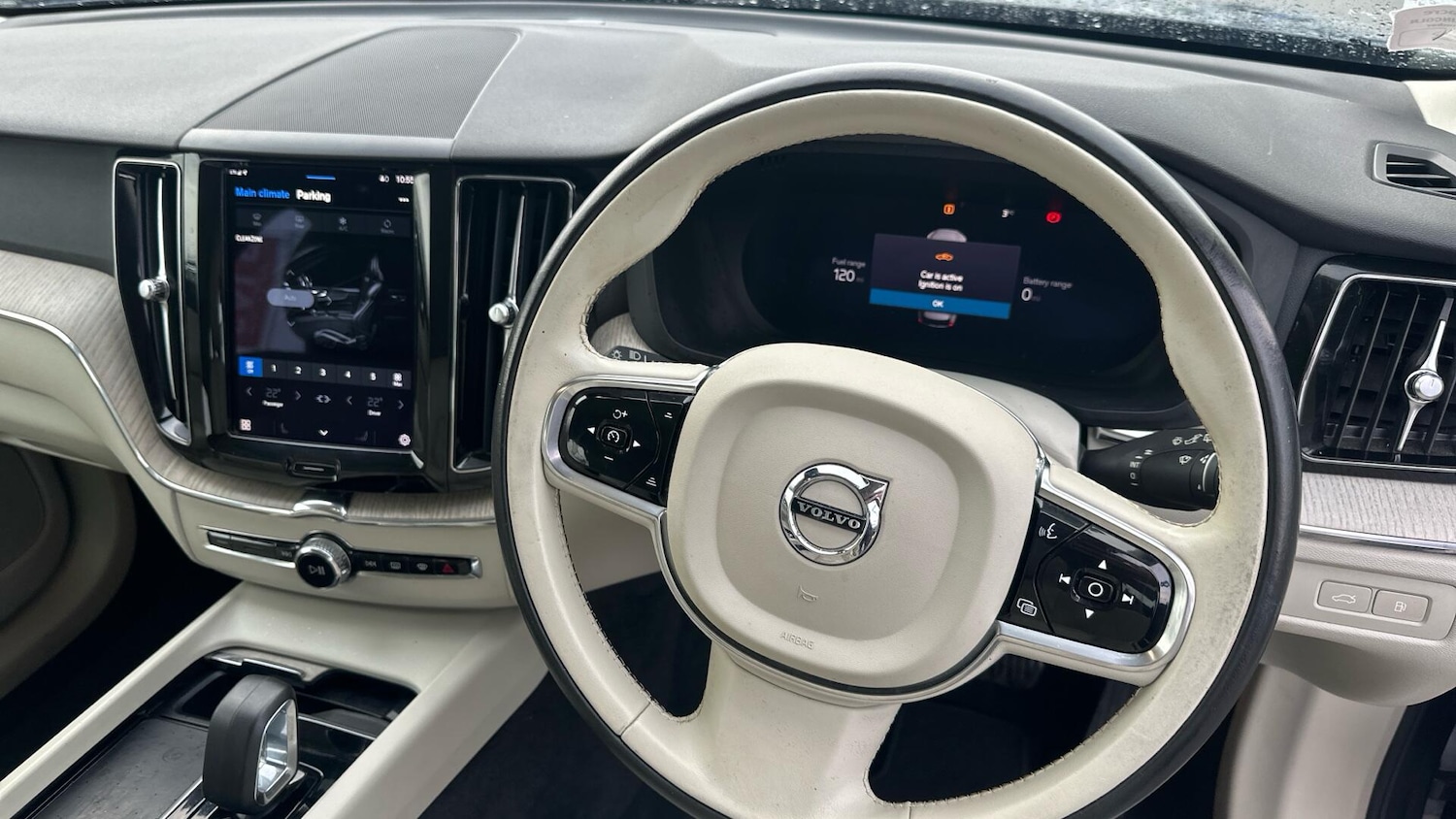 Used Volvo XC60 2022 for sale - 77229827: Photo 11