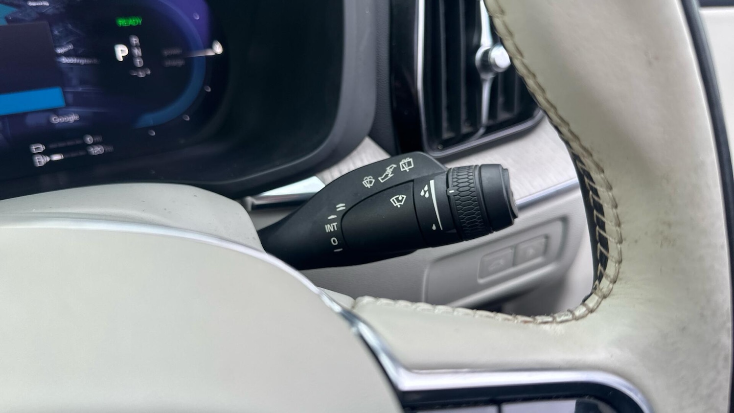 Used Volvo XC60 2022 for sale - 77229827: Photo 30