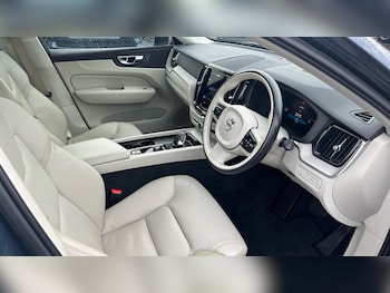 Used Volvo XC60 2022 for sale - 77229827: Photo