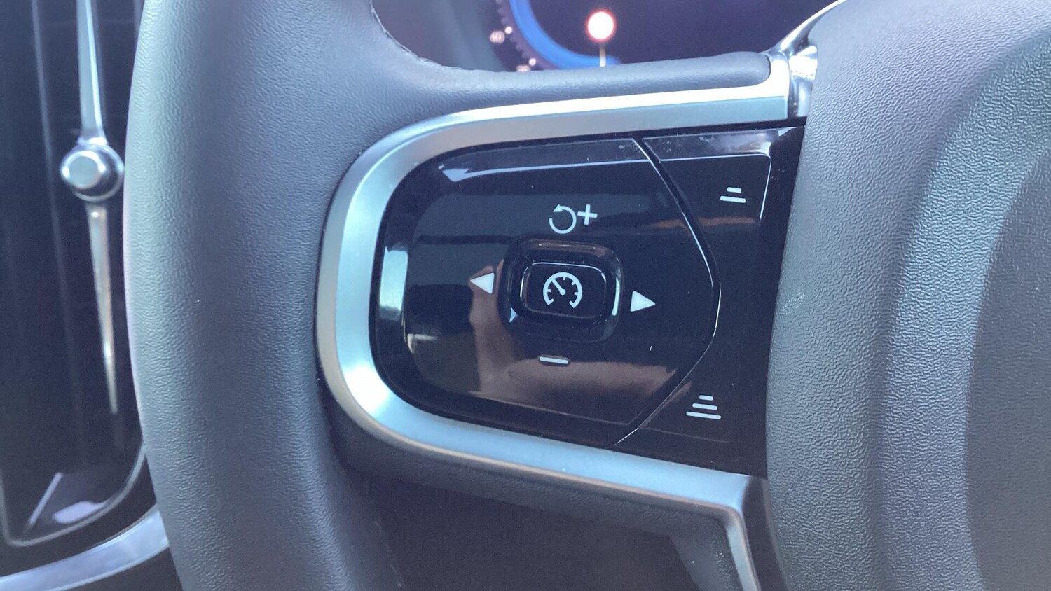 Used Volvo V60 2025 for sale - 77455044: Photo 19