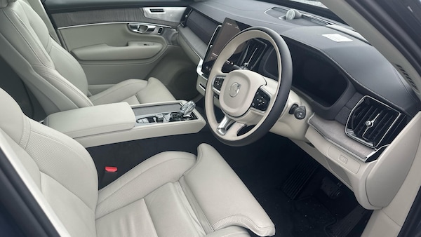 Used Volvo XC90 2025 for sale - 76179621: Photo 4