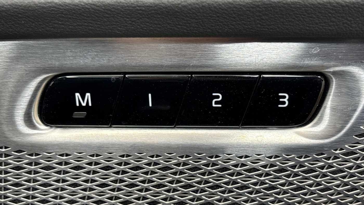 Used Volvo XC90 2025 for sale - 76689081: Photo 16