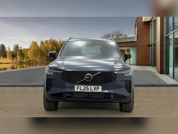 Used Volvo XC90 2025 for sale - 76689081: Photo