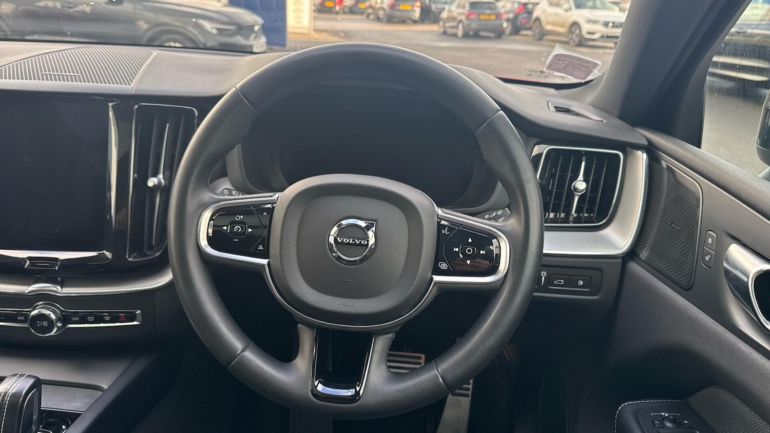 Used Volvo XC60 2022 for sale - 77626143: Photo 10