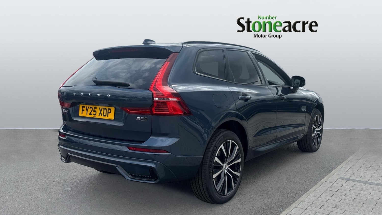 Used Volvo XC60 2025 for sale - 77191222: Photo 2