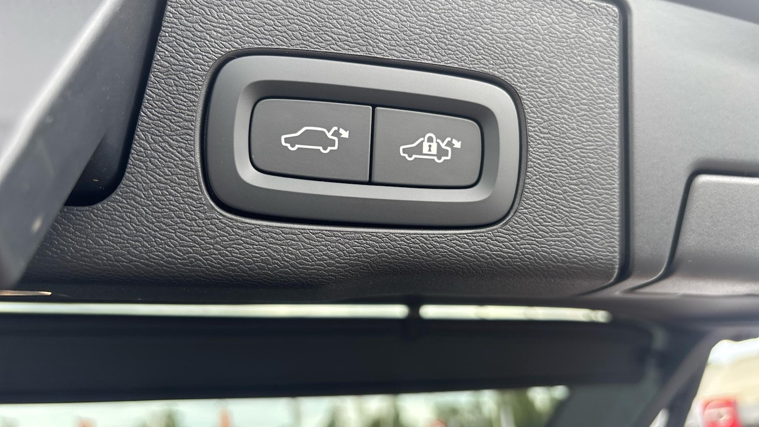 Used Volvo XC60 2025 for sale - 77191222: Photo 35