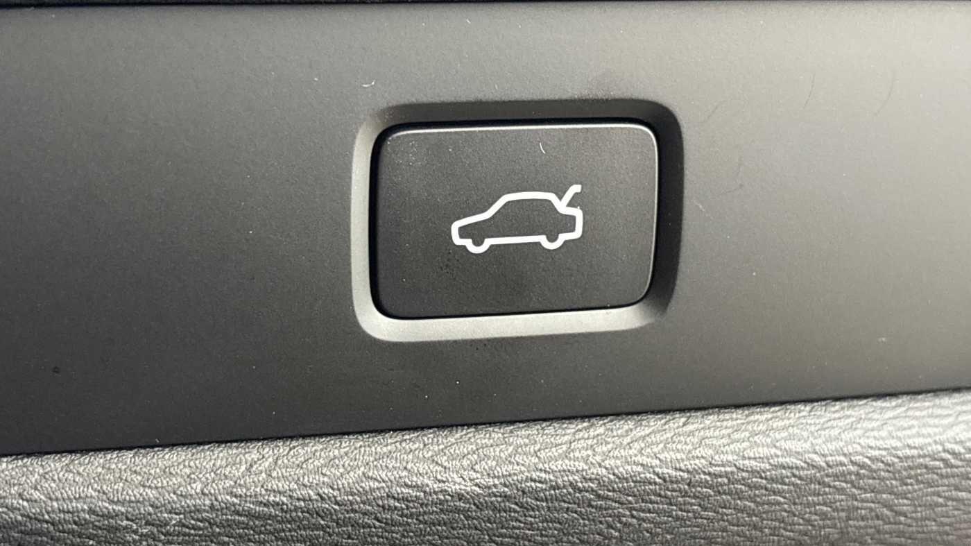 Used Volvo V60 2024 for sale - 77455228: Photo 19