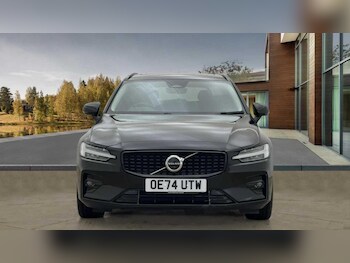 Used Volvo V60 2024 for sale - 77455228: Photo