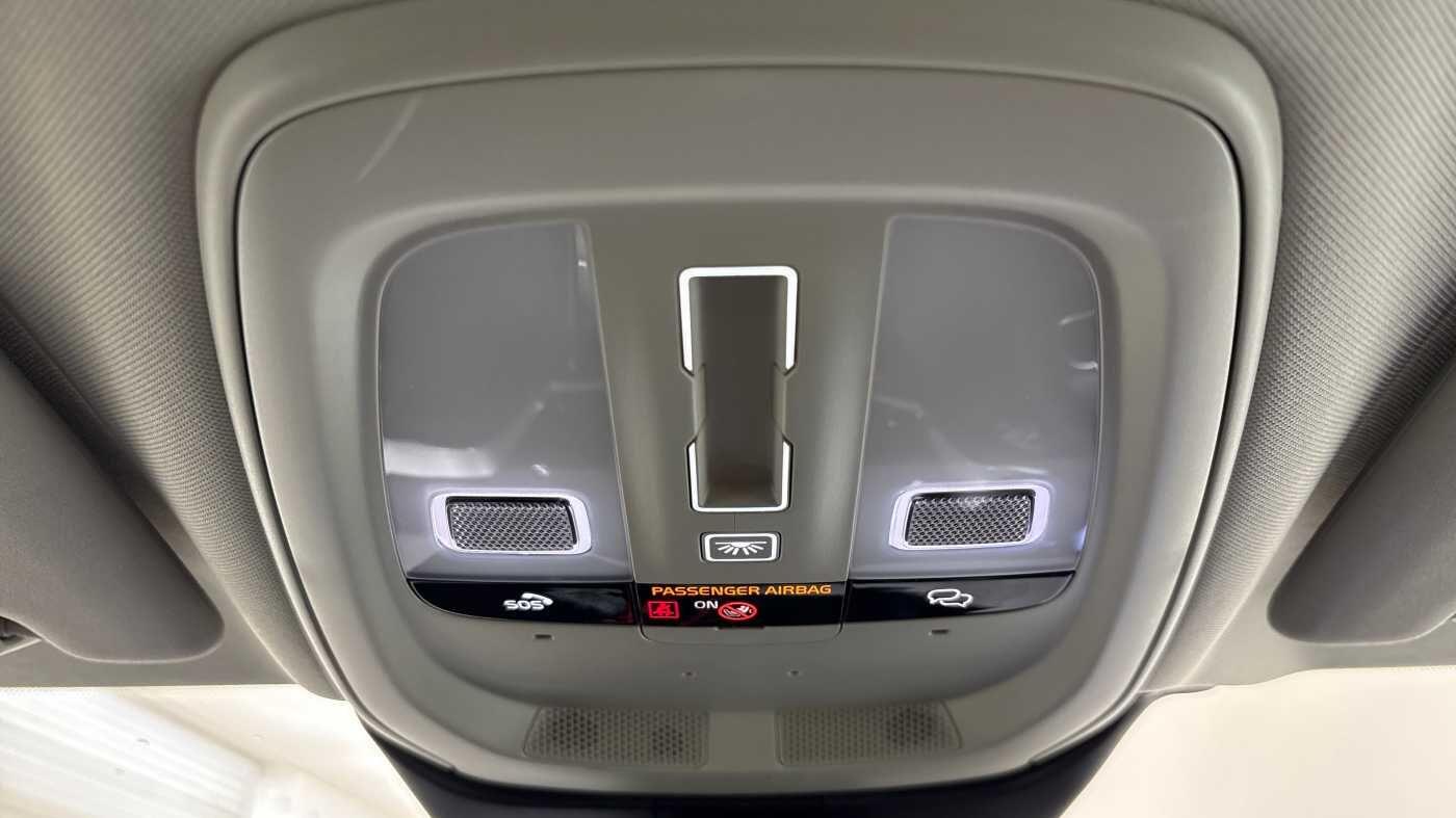 Used Volvo V60 2024 for sale - 77455228: Photo 41