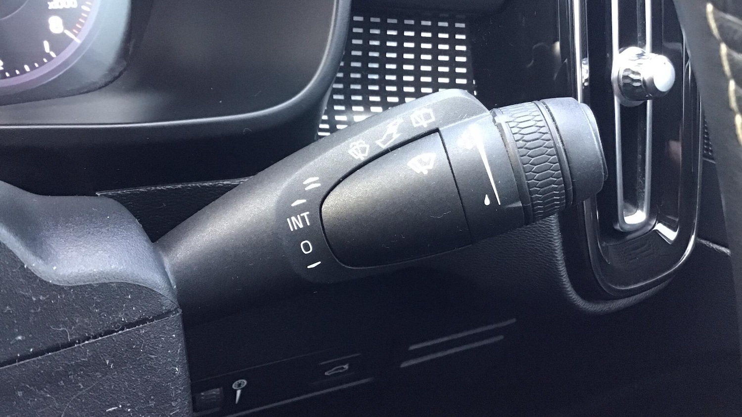 Used Volvo XC40 2019 for sale - 77242845: Photo 19