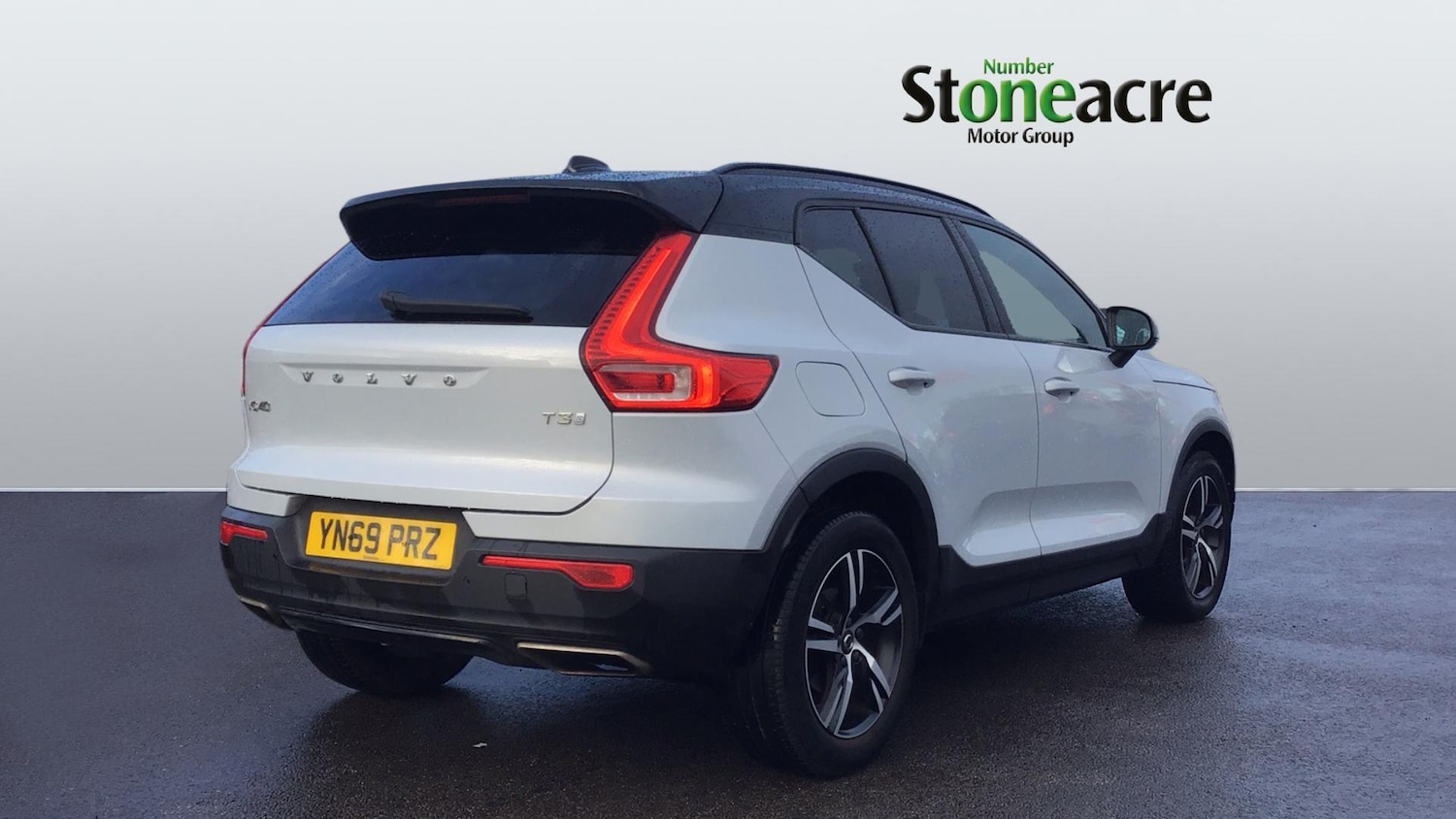 Used Volvo XC40 2019 for sale - 77242845: Photo 2