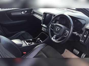 Used Volvo XC40 2019 for sale - 77242845: Photo