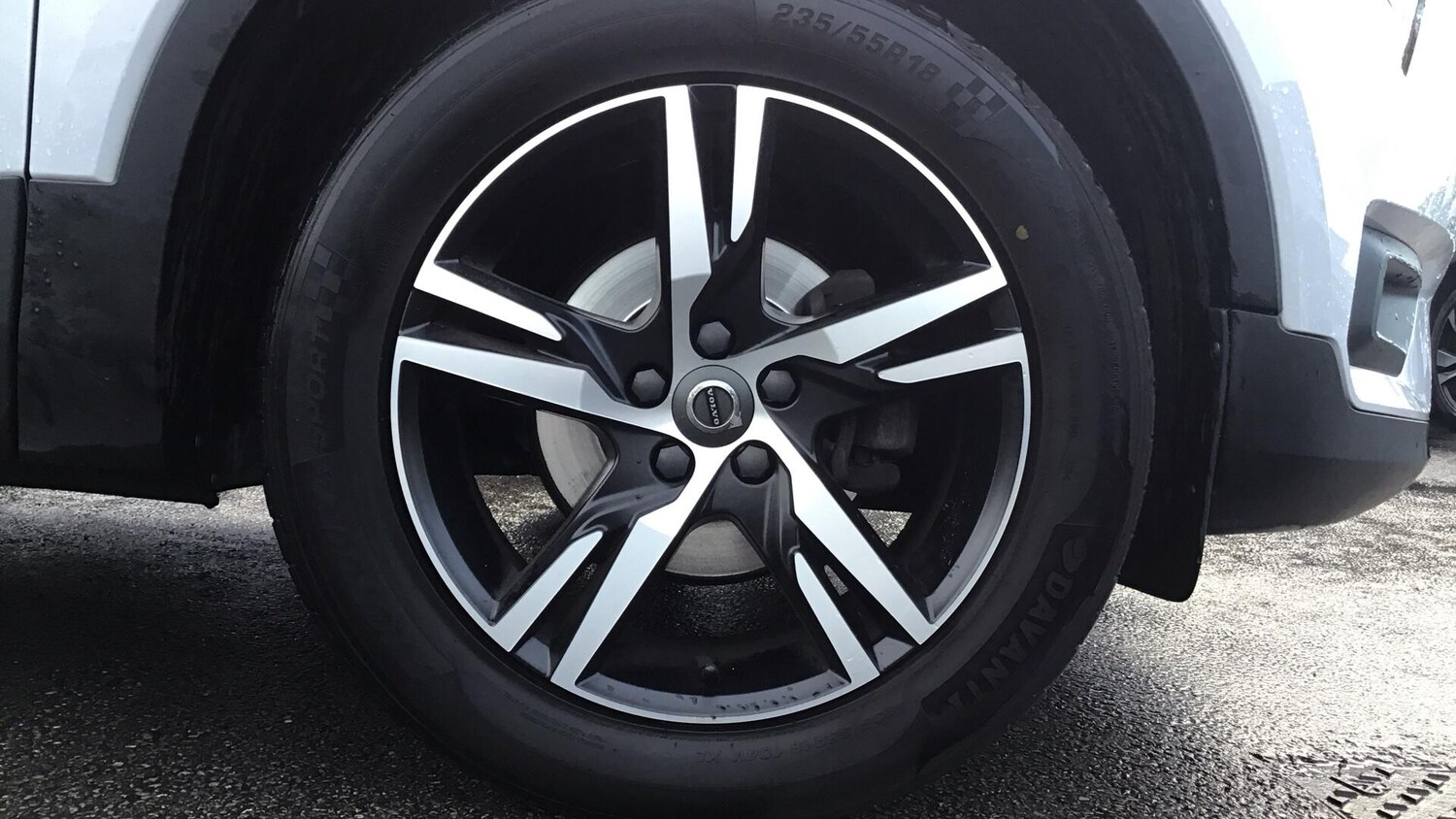 Used Volvo XC40 2019 for sale - 77242845: Photo 9